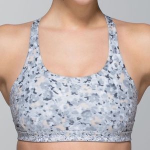 Lululemon Top Speed Bra Petite Fleur Silver Spoon